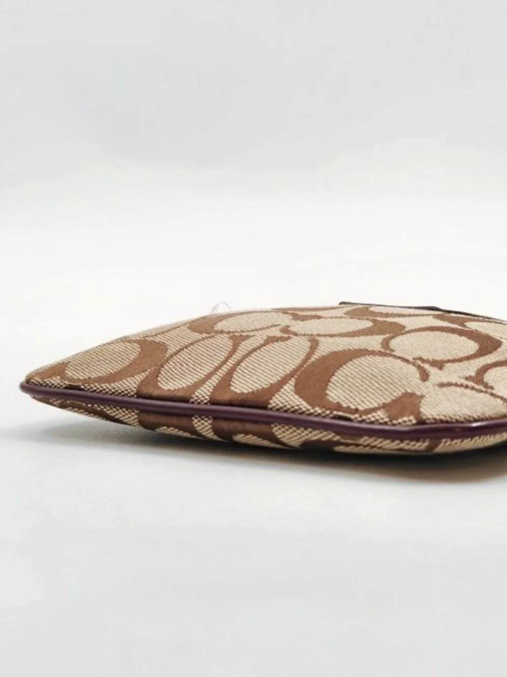 NWT Coach Signature Mini Wristlet Wallet